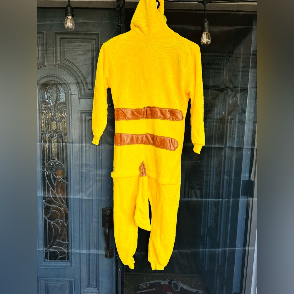 Pikachu Kids Costume - Picture 3 of 3